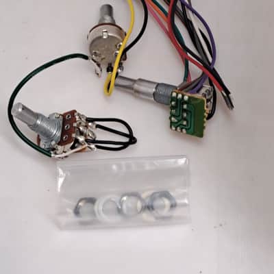 Ibanez 3EQ1EQB2C EQB-2C SR300DX 2 Band Bass Preamp- NOS Unused image 4