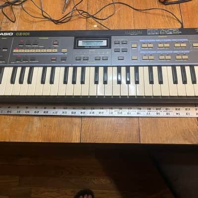 Casio CZ-101 49-Key Synthesizer 1985 - 1988 - Black