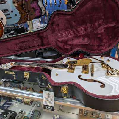 Gretsch Professional Collection Falcon Hollow Body 2024 - Present - White image 25