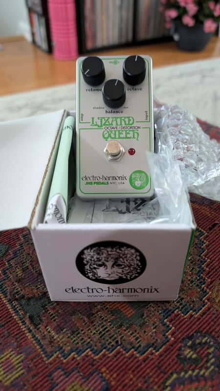 EHX Nano Lizard Queen Octave Fuzz