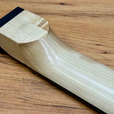 Merlos Trium 5 Headless Fretless image 4