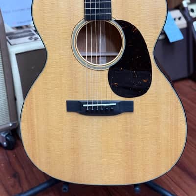 Martin Standard Series 000-18 Acoustic Guitar -Natural- w/Hard Case- New! image 1