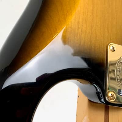 Fender Stratocaster American Deluxe 50th Anniversary Sunburst 2004 image 19