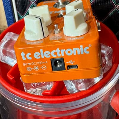 TC Electronic SHAKER VIBRATO ( New Old Stock) 2015 - Orange image 11