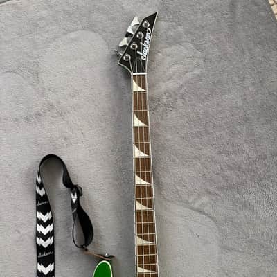 Jackson X Series Concert Bass CBXNT DX IV 2021 - Present - Absynthe Frost w/Case image 3