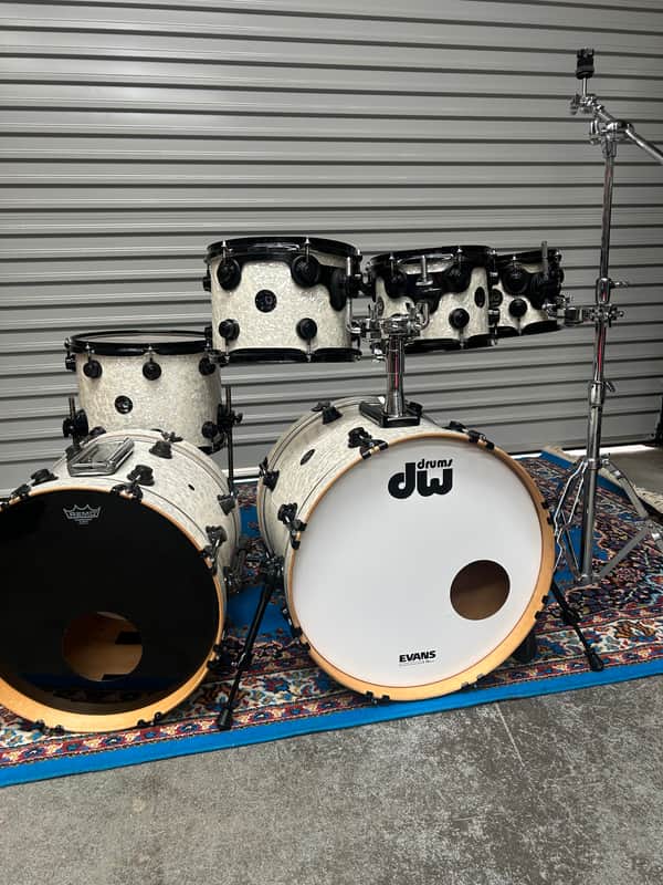 DW Pre-Collectors drum kit image 1