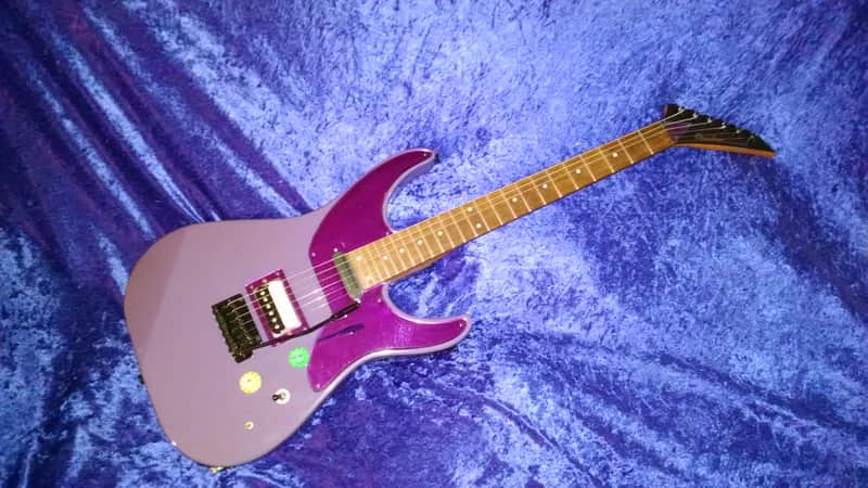 1990 Chandler Radical 100% original W/case + candy image 1