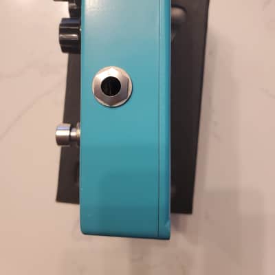 Rogue Analog Delay 2010s - Blue image 2