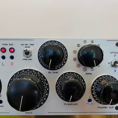 Magic Death Eye Stereo Compressor image 3