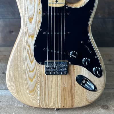 Vintage 1977 Fender Stratocaster Hardtail - Natural image 11