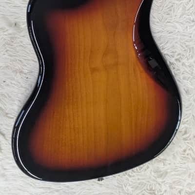 Fender Kurt Cobain Jaguar® Right-Handed, Rosewood Fingerboard, 3-Color Sunburst image 2