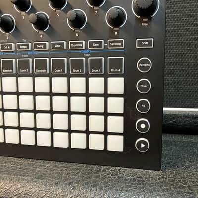 Novation Circuit Groovebox 2015 - 2021 - Black image 4