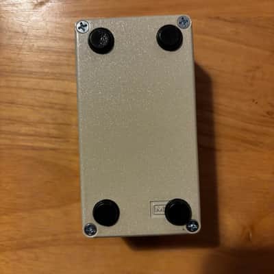 MXR M233 Micro Amp + 2017 - Present - Cream image 3