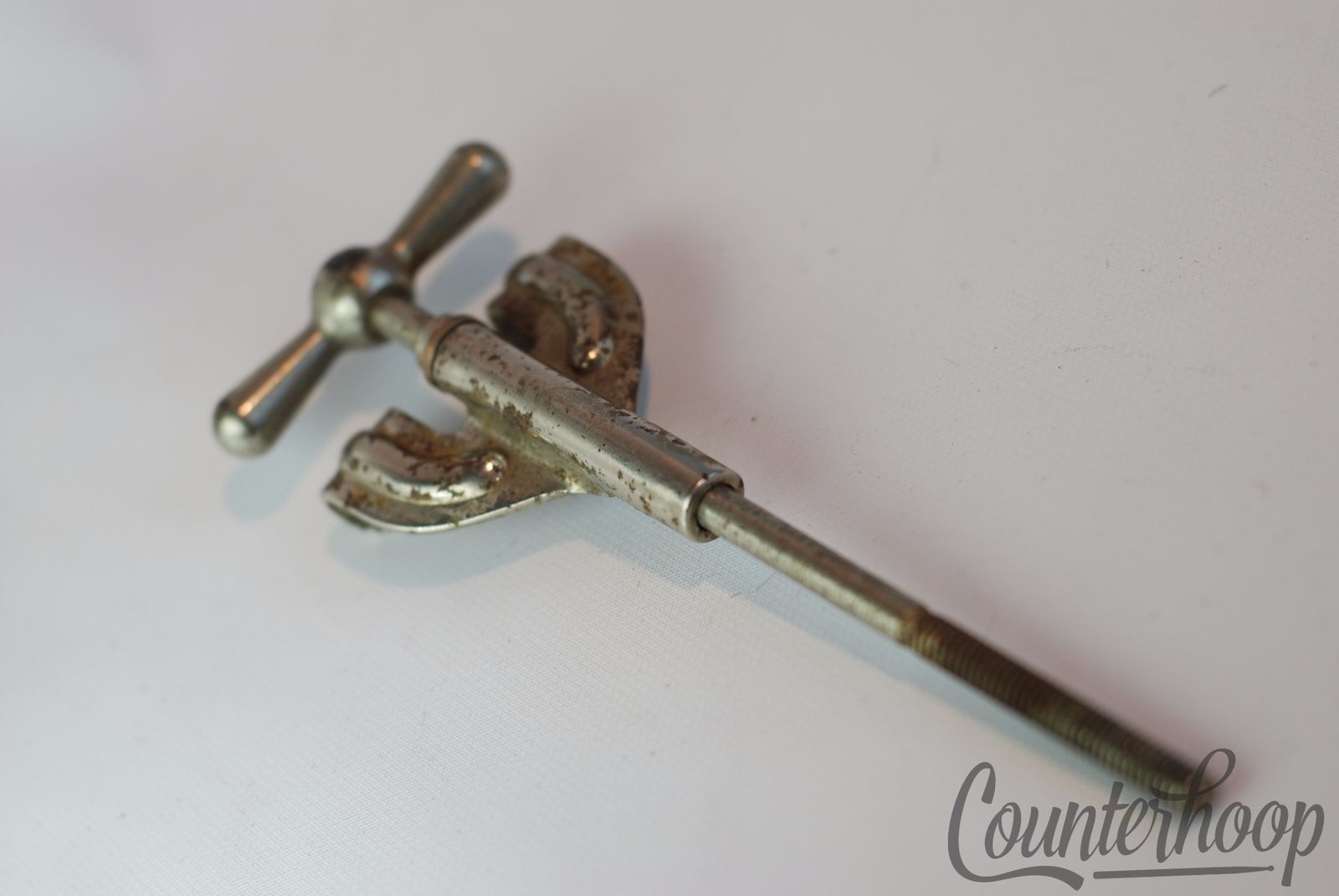 Gretsch Bass Drum Tension Rod/Claw Broadkaster Nickel Vintage RB 4 7/8" 40s USA — main photograph