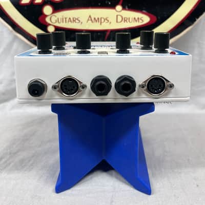 Pigtronix Echolution2 echolution 2 II Filter Pro Multi-Tap Delay Pedal with Remote Switch + TRS cable image 5