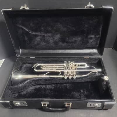 Vintage King Sliver Flair 1055T Professional Trumpet, Mouthpiece and Original Hard Case 1970-1975 - Silver plated image 21
