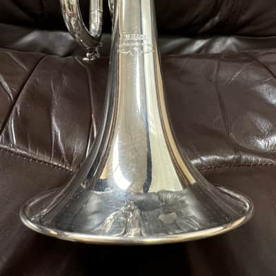 Yamaha “Bobby Shew” YTR-6310ZS Trumpet 2000s - Silver image 3
