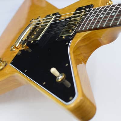 Gibson Explorer 1958 Korina Black Pickguard image 11