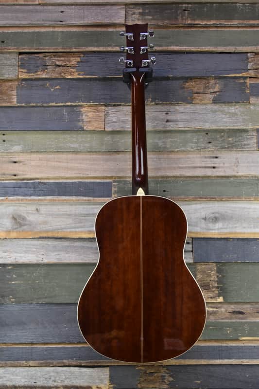 Morris MG-30 Spruce/Mahognay J-45 Type Slope-Shoulder Dreadnought