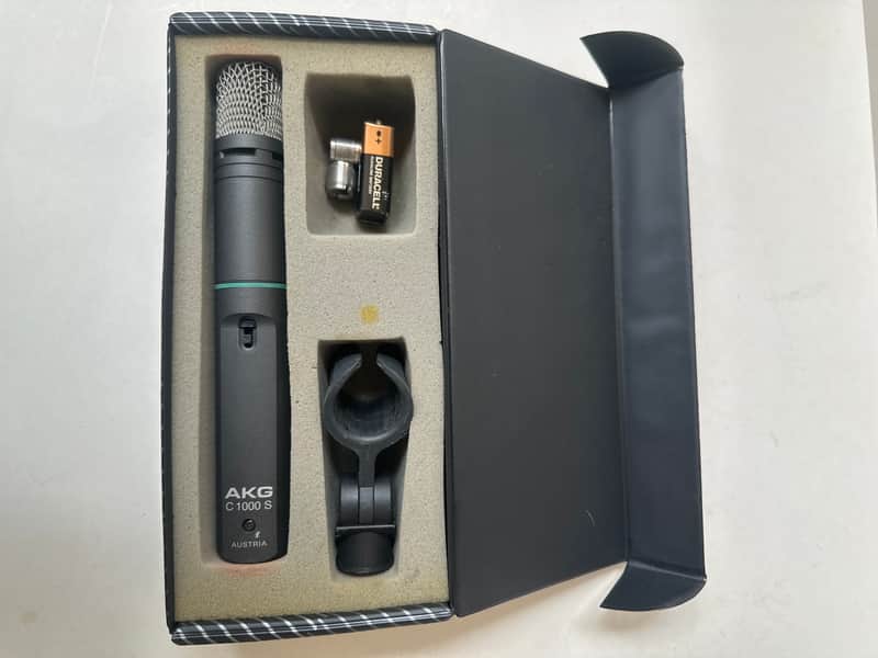 🎙️ AKG C1000S Condenser Microphone with Case & Clip – Excellent Condition image 1