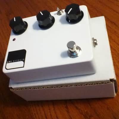 Arc Effects Klone V2 w/External Bass Boost Toggle image 2