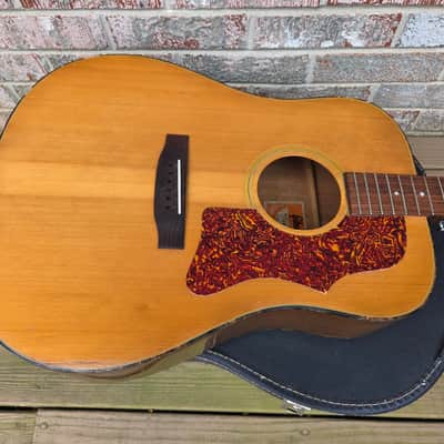 Vintage 1970's Gibson J-50 Deluxe Acoustic Guitar Project w/ Softshell Case! image 4