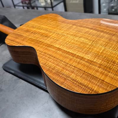 Taylor K-22 PRESENTATION 1998 TIME CAPSULE CASE QUEEN 00 Grand Concert American USA Custom Shop Masterbuilt AAAAA FLAME KOA Master Built K22 Acoustic Guitar Presentation Series 1 of 1 RARE Presentation Series image 11