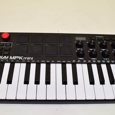 Akai MPK Mini MK3 25-key MIDI Keyboard Controller w/ Box image 2