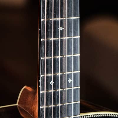 2024 Martin 000-28 sunburst image 4