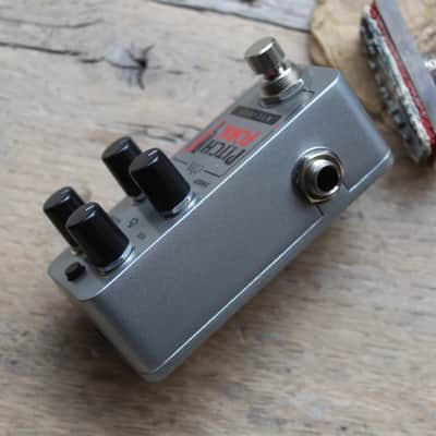 Electro-Harmonix "Pico Pitch Fork" image 10