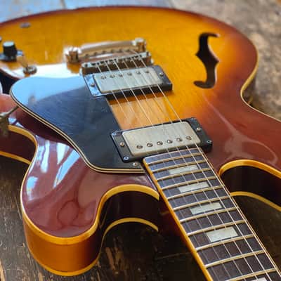 Greco Vintage Japanese SA-550R Semi-Acoustic 1980 Sunburst with fitted Leatherette Case image 7