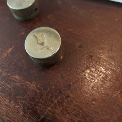 Gretsch- G Arrow guitar knobs, set of 2, Vintage image 2