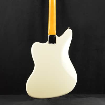 Fender Johnny Marr Jaguar Olympic White Rosewood Fingerboard SCRATCH & DENT image 9