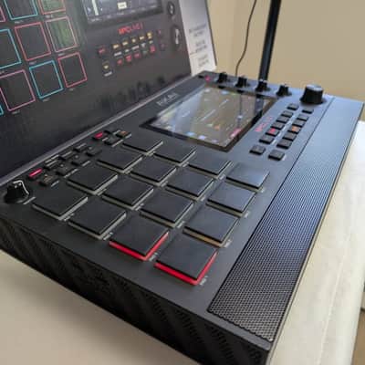 Akai MPC Live II - Black imagen 3