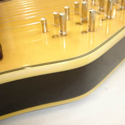 Oscar Schmidt OS10021 Centurion 21-Chord Autoharp w/ Bag image 8