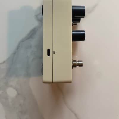Universal Audio Evermore Studio Reverb 2023 - Present - Cream image 5
