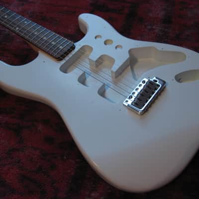Fender MIM Strat body image 4