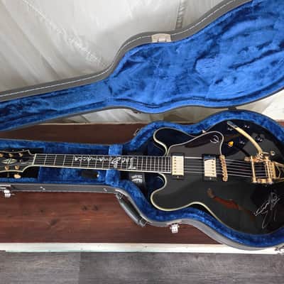 Autographed only 300 released and this one is hand signed by Joe B himself Epiphone Limited Edition Joe Bonamassa ES-355 Epiphone Limited image 3