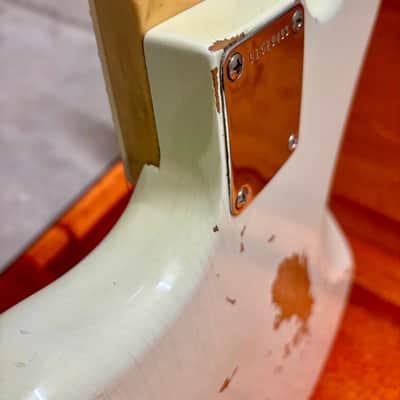 Fender American Vintage '65 Jazzmaster 2014 - 2017 - Olympic White image 10