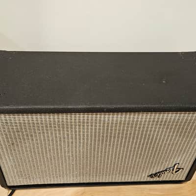Fender Deluxe Reverb 2-Channel 22-Watt 1x12" Guitar Combo 1978-1979 - Silverface image 19