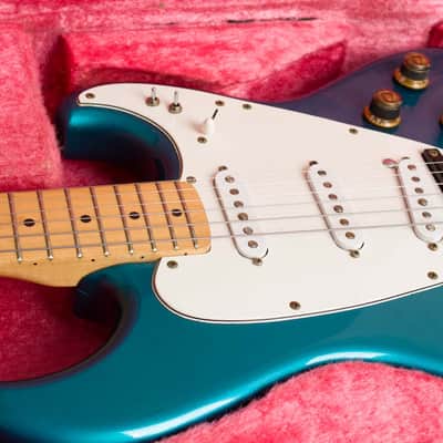 Roland GR-300 Polyphonic Guitar Synthesizer with G-505 Solid Body Electric Guitar (1982), ser. #B823723, original black tolex hard shell case. image 23