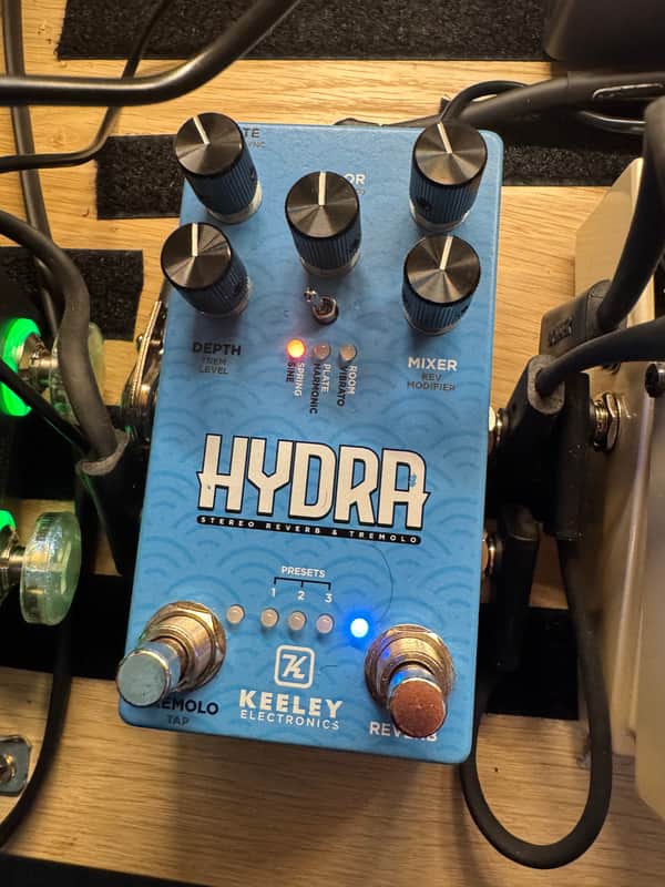 Keeley Hydra Stereo Reverb & Tremolo