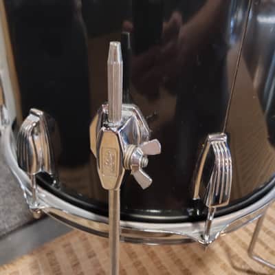Ludwig Maple 🍁 16x16 Floor Tom 1970's - Black Wrap image 12