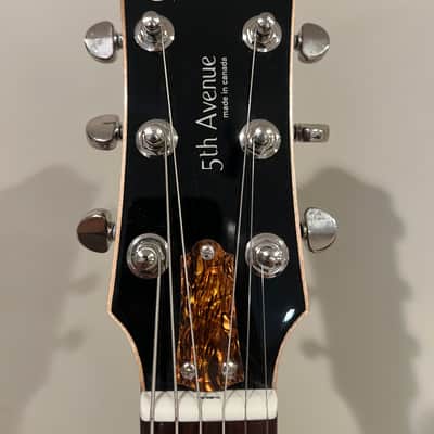 Godin 5th Avenue Kingpin P90 2010s - Cognac Burst image 3