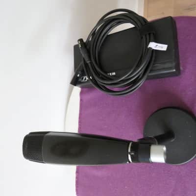 Sennheiser MD 421-U Cardioid Dynamic Microphone - Black image 5