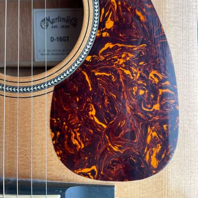 Martin D-16GT 1999 - 2018 - Natural image 19