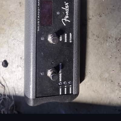 Fender Mustang IV V.2 150-Watt 2x12" Modeling Guitar Combo 2013 - 2016 - Black image 4