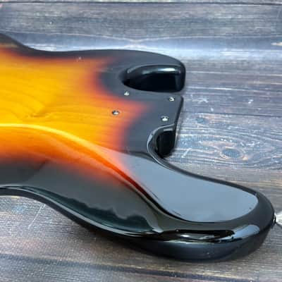 2010-12 Fender Japan JB-62US Jazz Bass Body Alder Sunburst Made in Japan image 15
