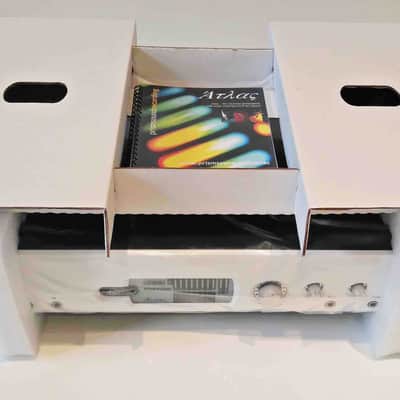 Prism Atlas 2016 White image 1