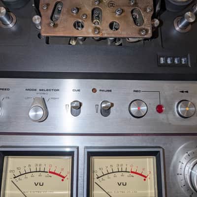 Akai GX-650D 1/4" 4-Channel 2-Track Tape Recorder 1976 - 1979 - Silver image 2